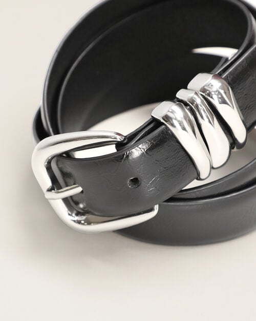 Cinturón Negro Con Hebilla