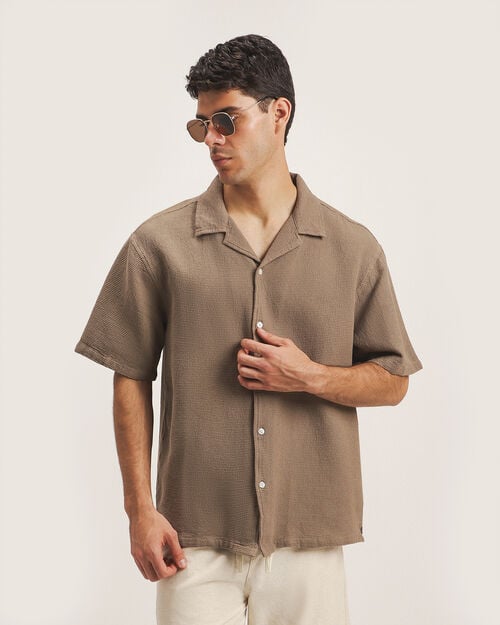 Camisa Caf&eacute; Resort