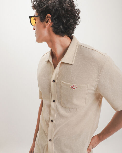 Camisa Arena Resort