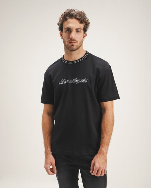 Playera Negra Fit Relaxed