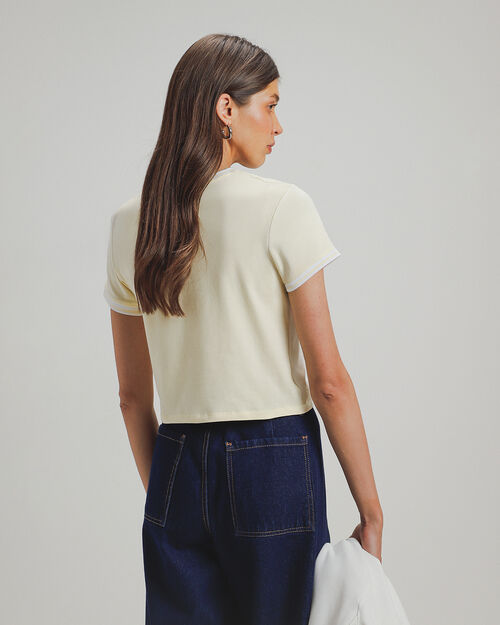 Playera Amarilla Ringer