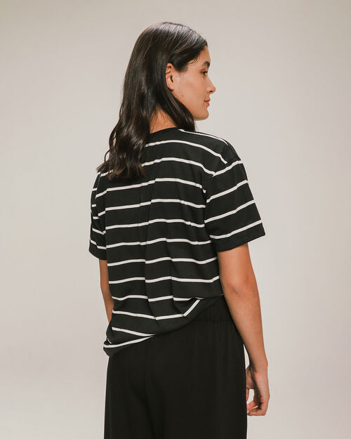 Playera Cuello V Rayas