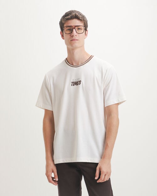 Playera Beige Dise&ntilde;o