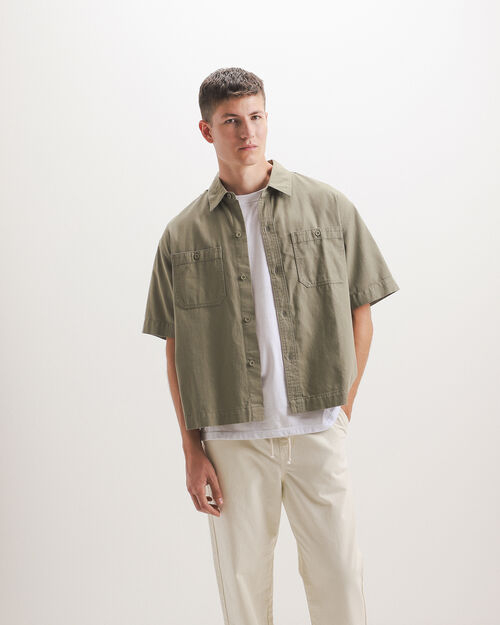 Camisa Fit Boxy S&oacute;lida