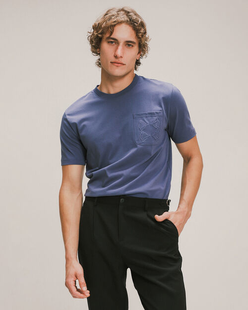 Playera Azul Detalle Bordado