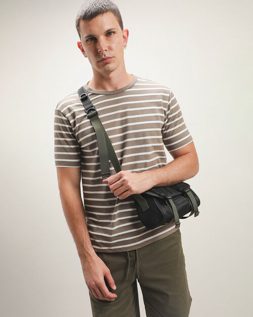 Playera Fit Regular Gris