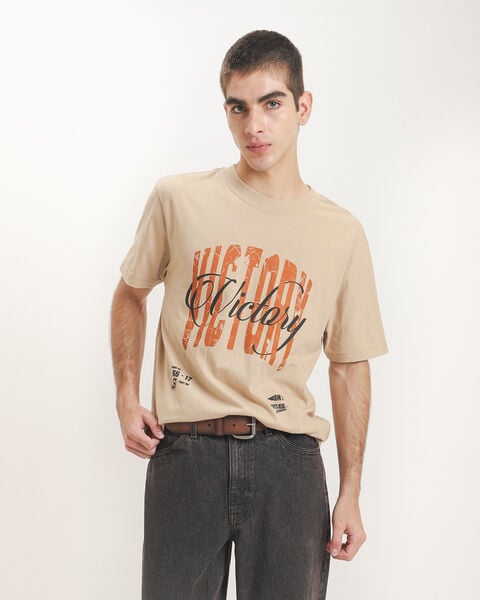 Playera Gr&aacute;fico Victory