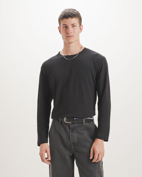 Playera Negra Regular