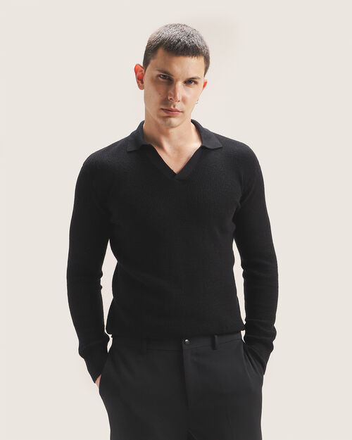 Polo Negro Manga Larga