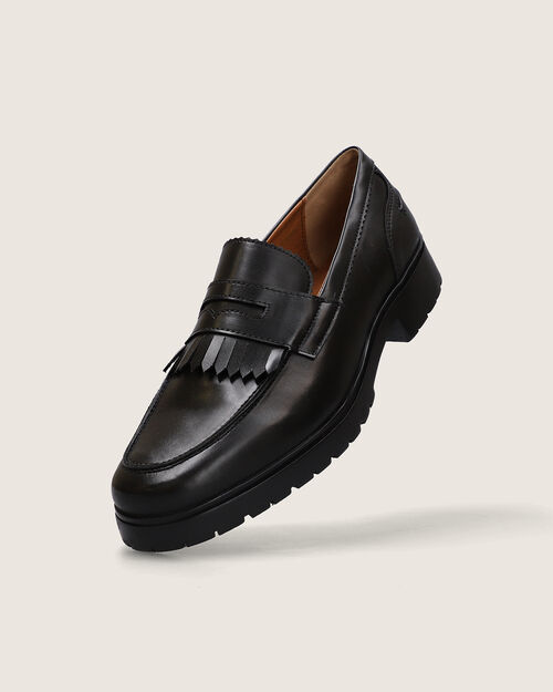 Mocasín Negro Flecos