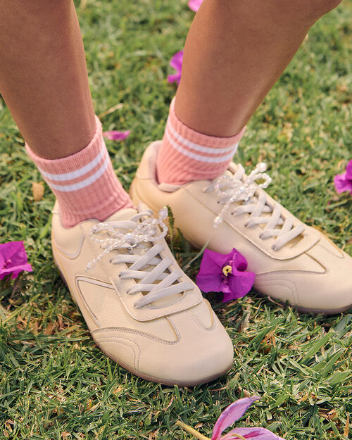 Tenis Amarillo Charms