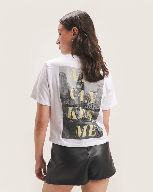 Playera Con Diseño Blanca