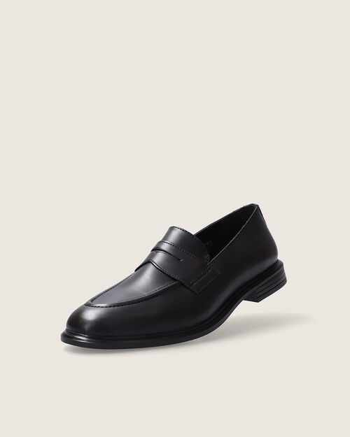 Mocasín Negro