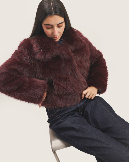 Abrigo Rojo Pelo Sintético