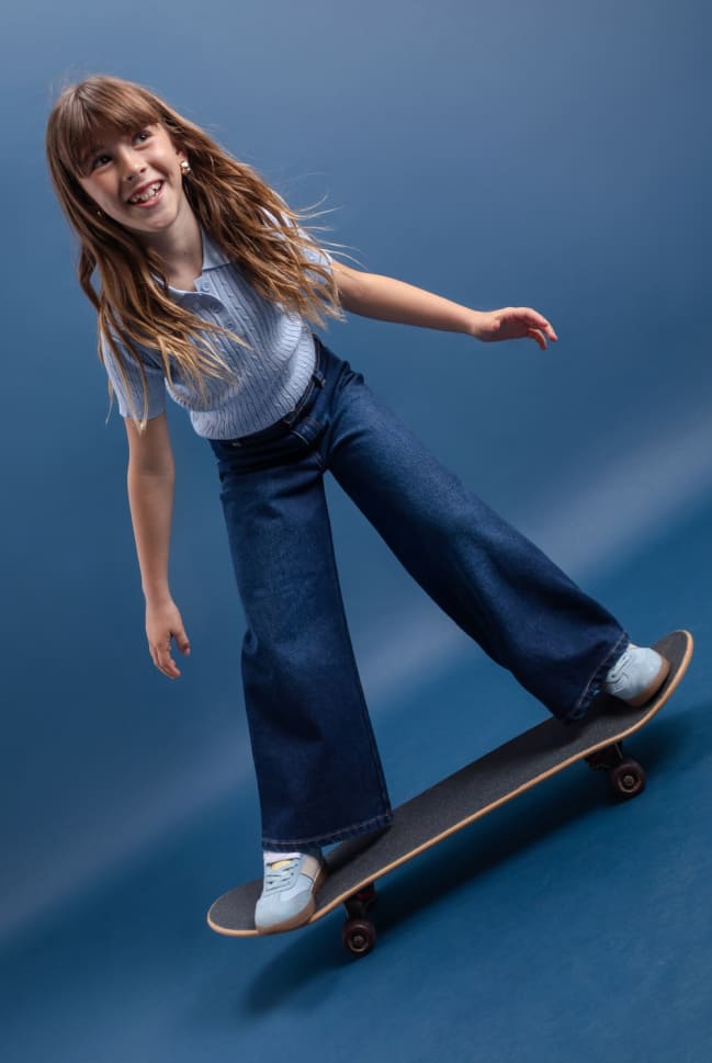 MARINE jeans acampanados para kids niña en c&a