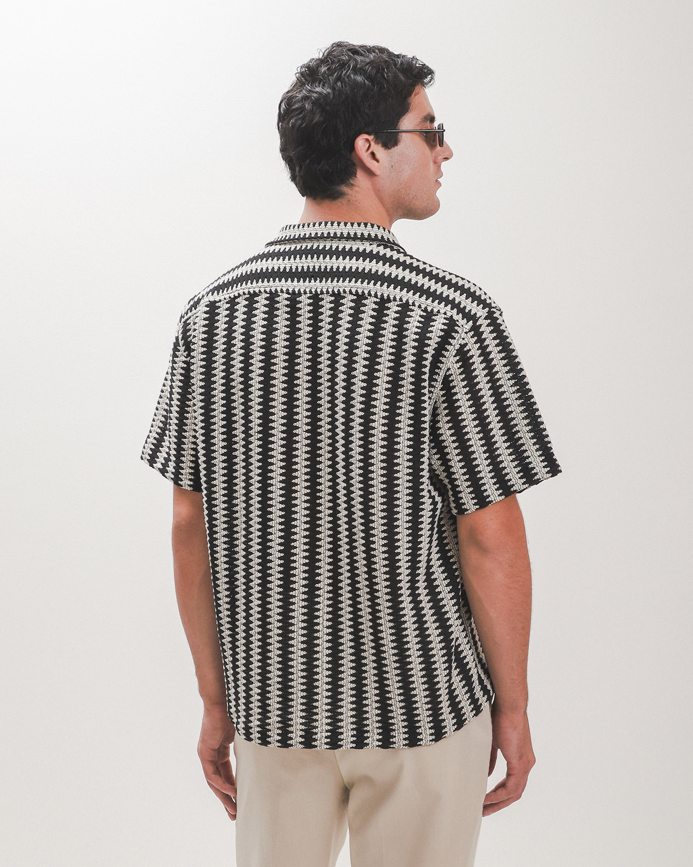 , NEGRO P1, large