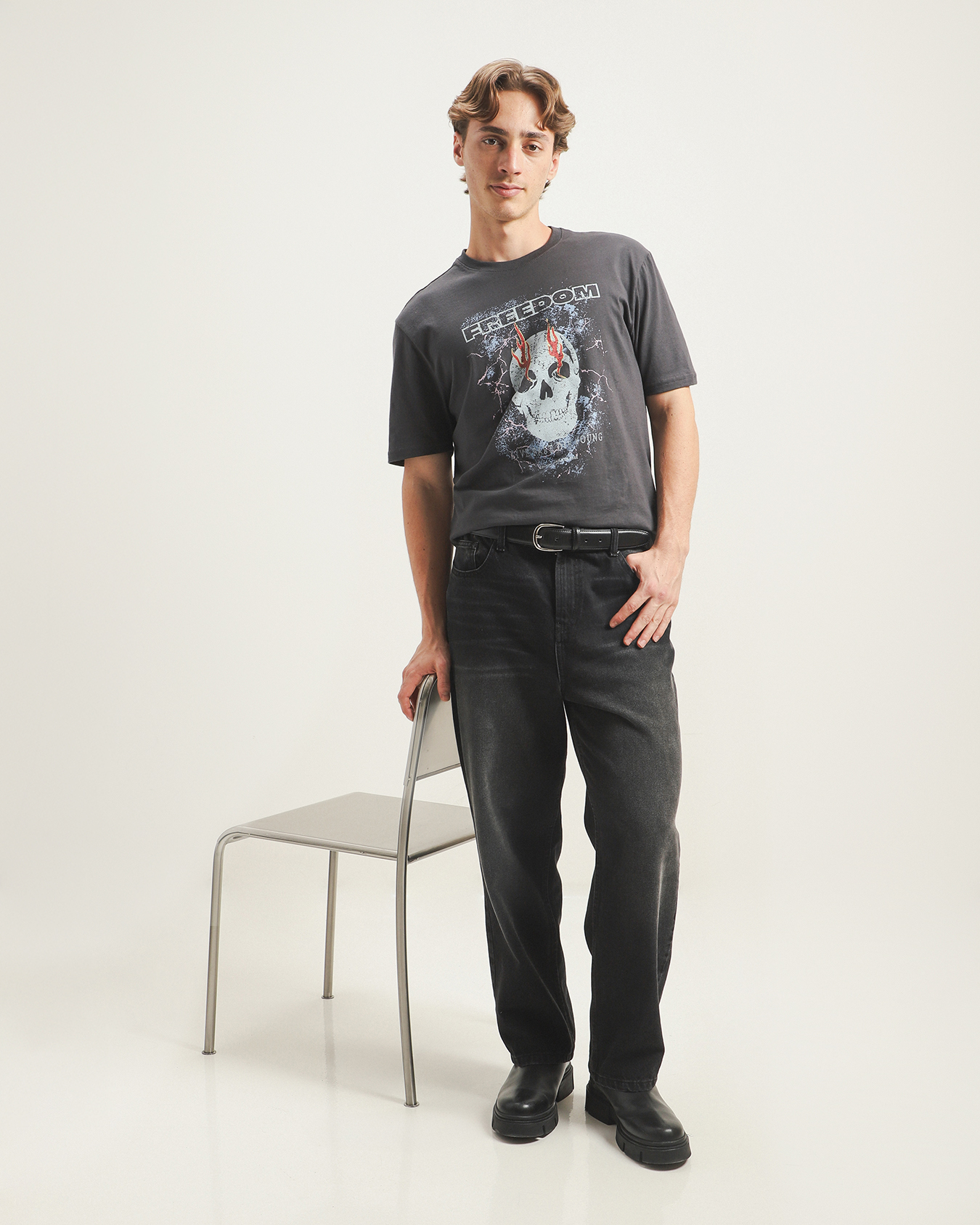 Playera Fit Regular Calavera