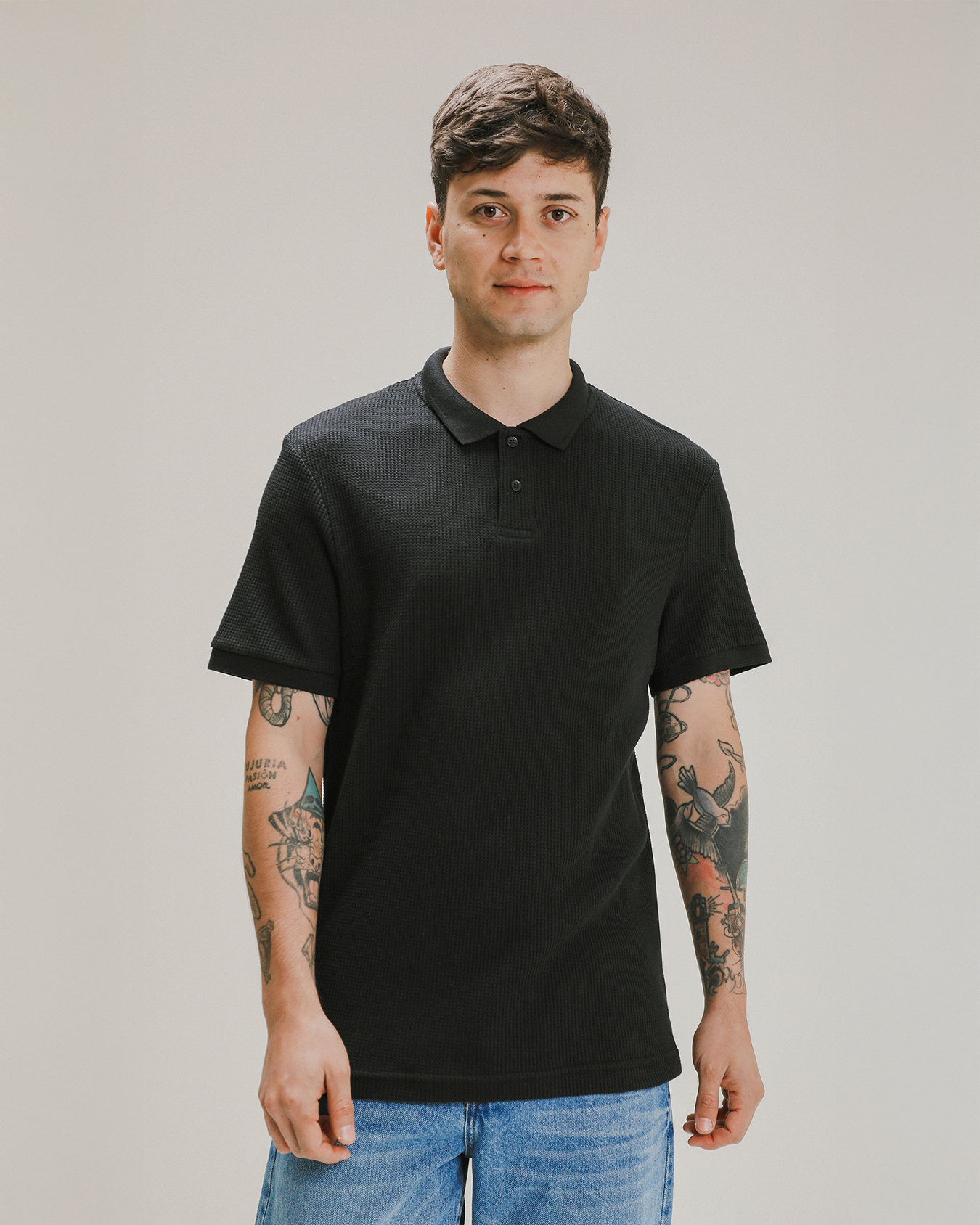 Polo Negra Fit Slim Para hombre – C&A México