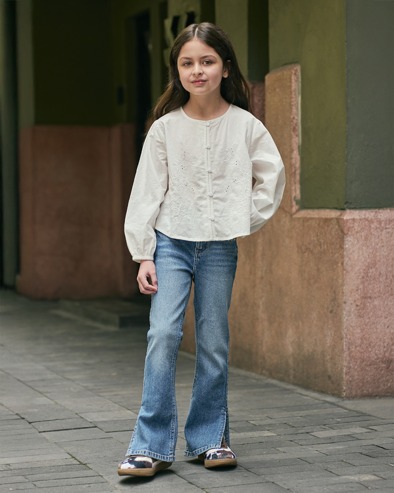 Pantalón Flare Aberturas