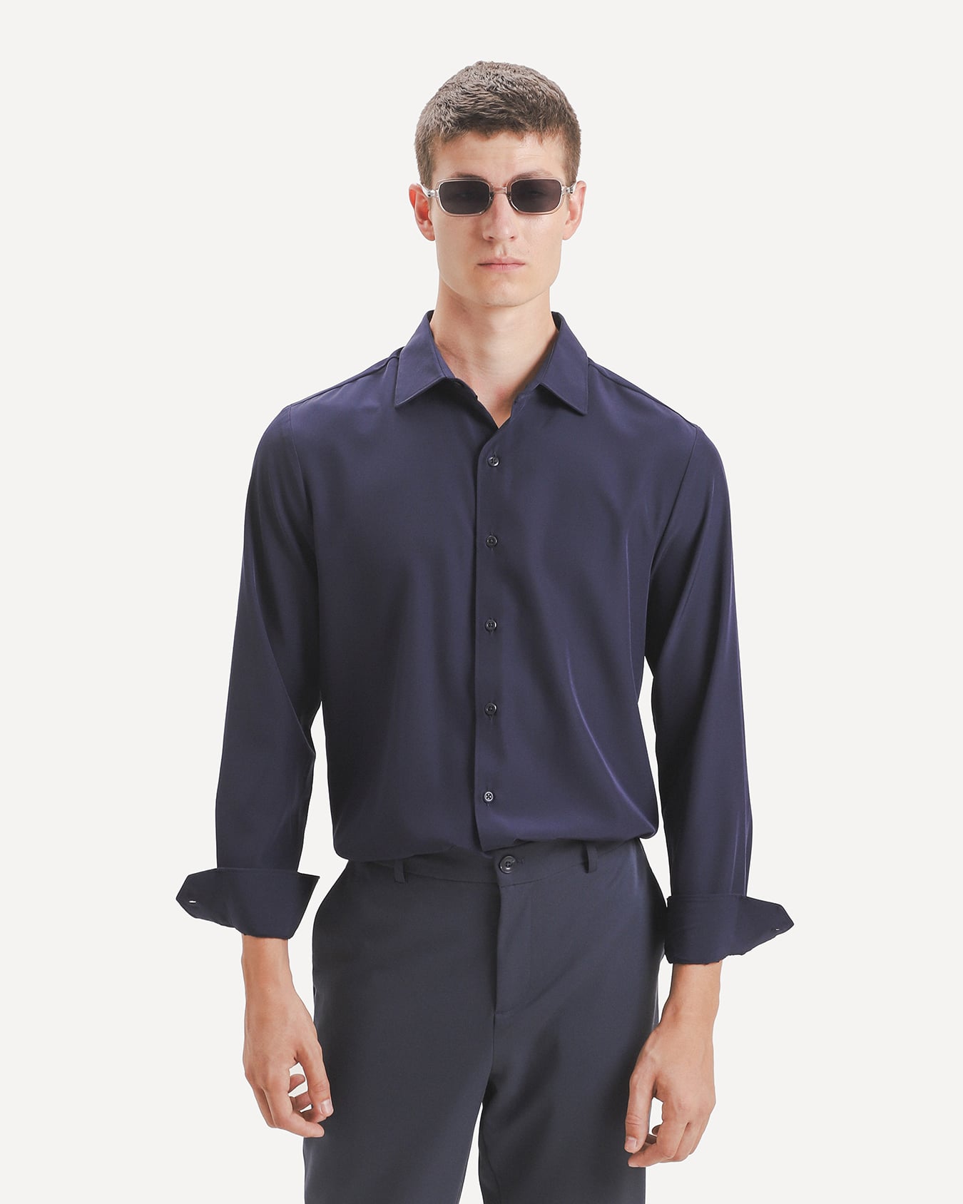 , AZUL ULTRAMAR, large