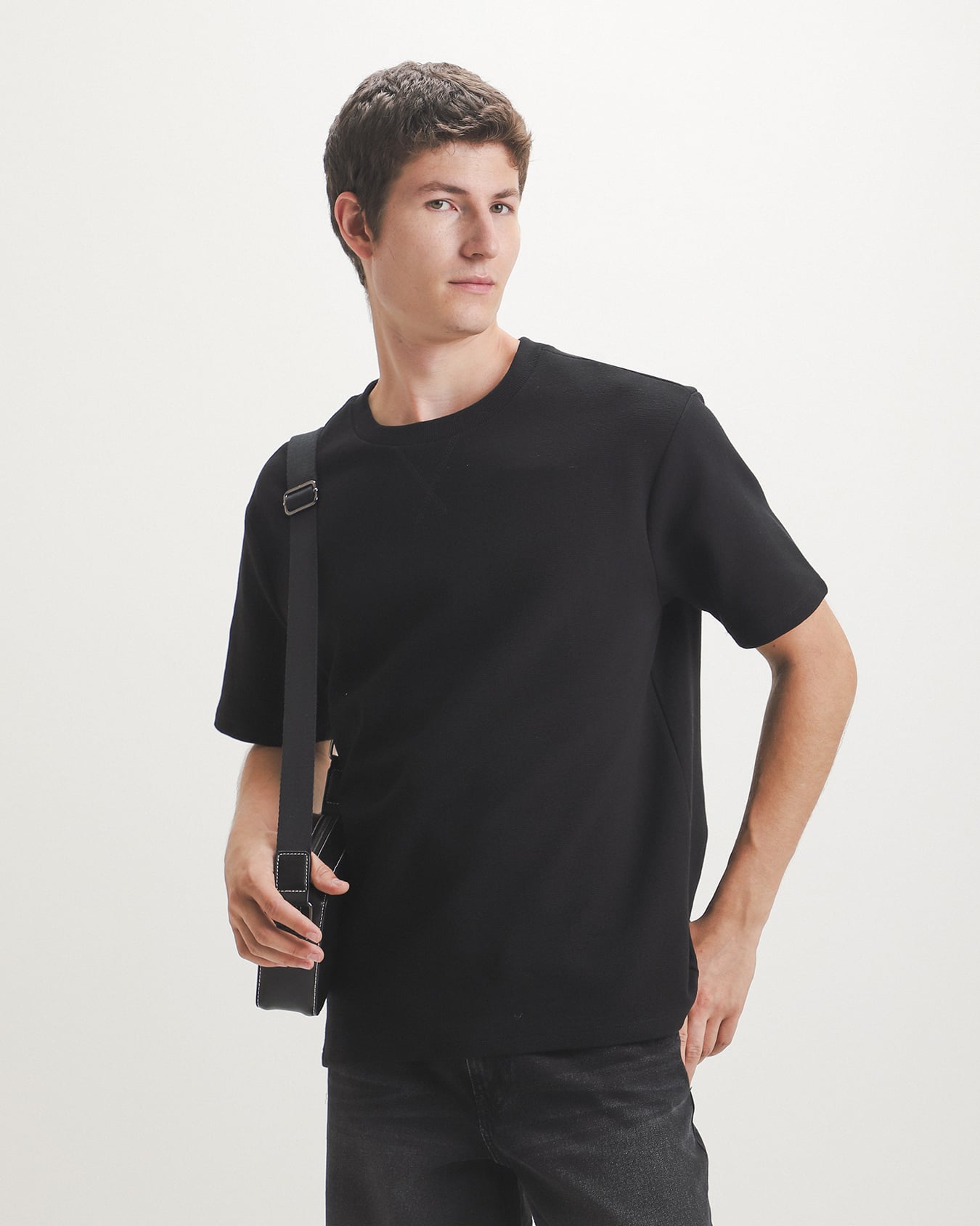 , NEGRO, large