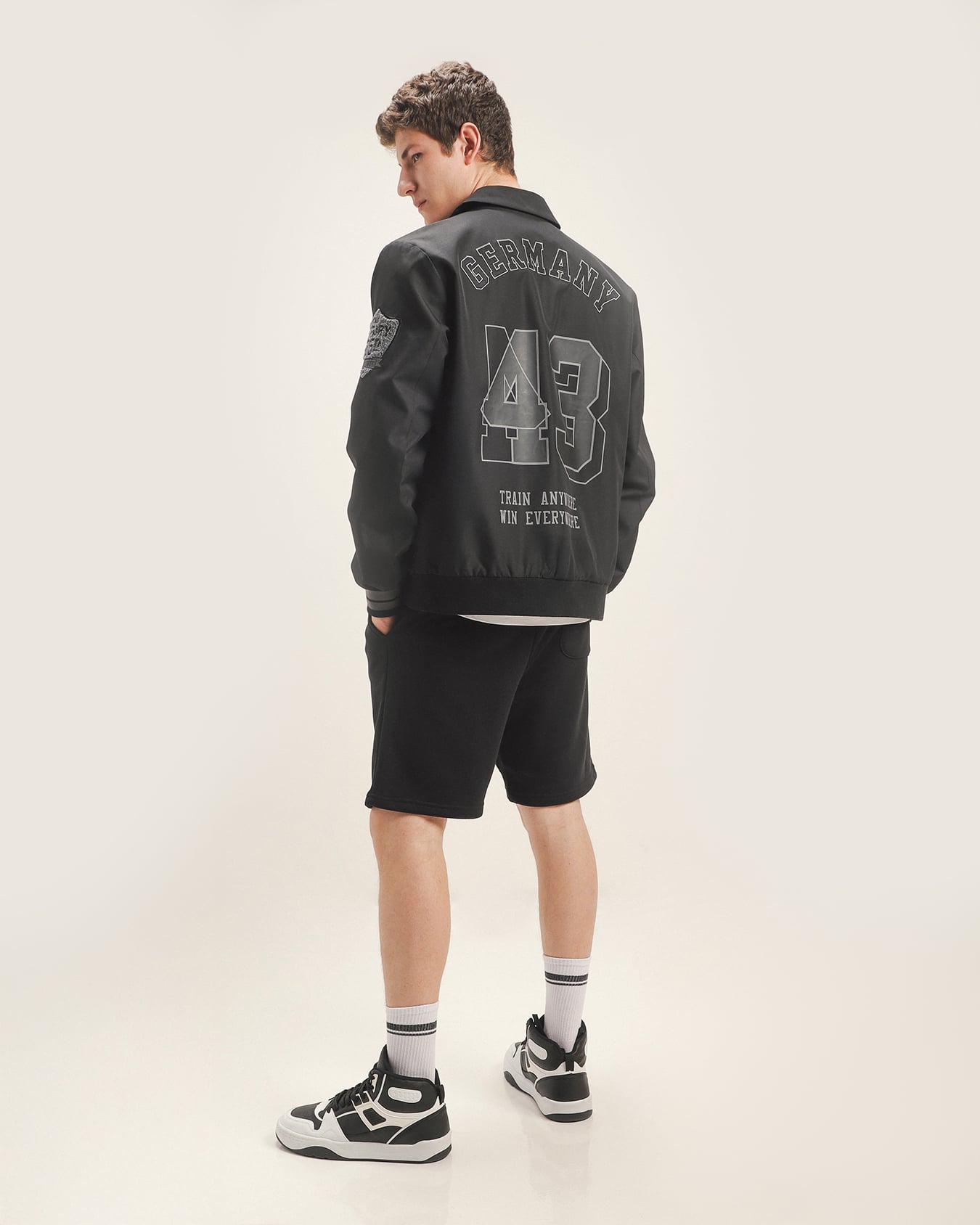 , NEGRO, large